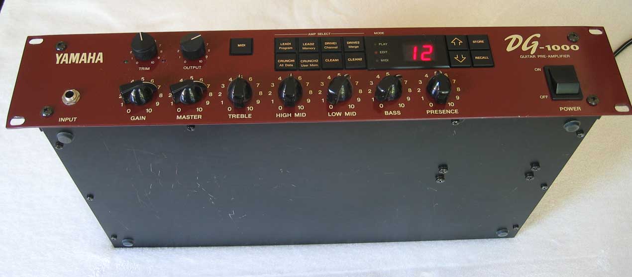 Vintage Yamaha DG-1000 Guitar Preamp