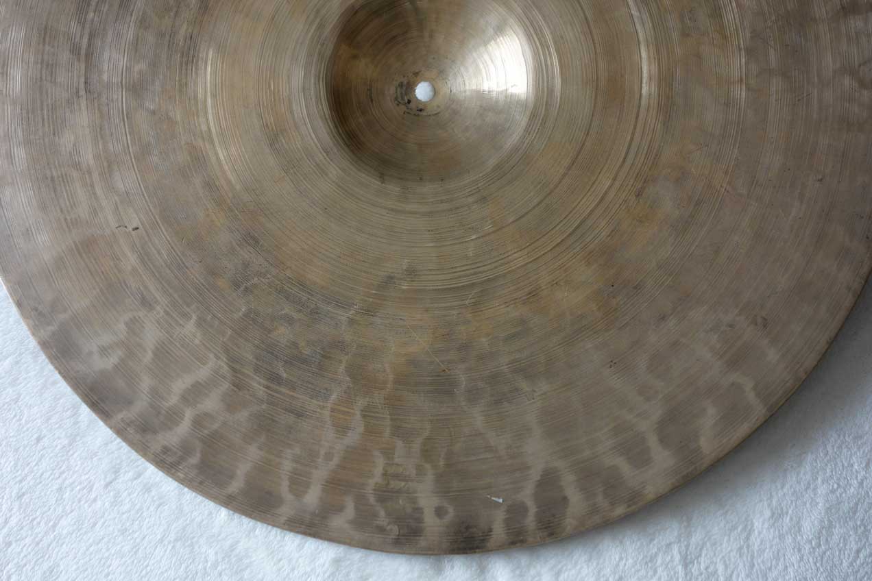 Vintage Zildjian K Constantinople 17.25" Cymbal, Made in Turkey / 1950 Grams
